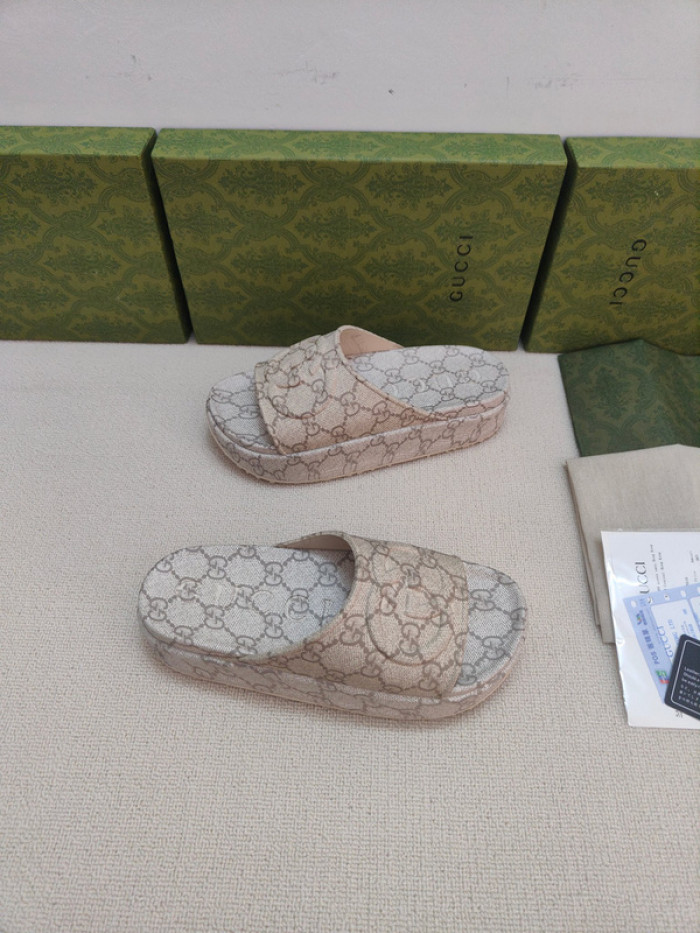 GCI GG Slide Sandal