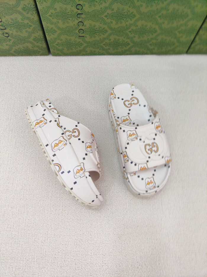 GCI GG Slide Sandal