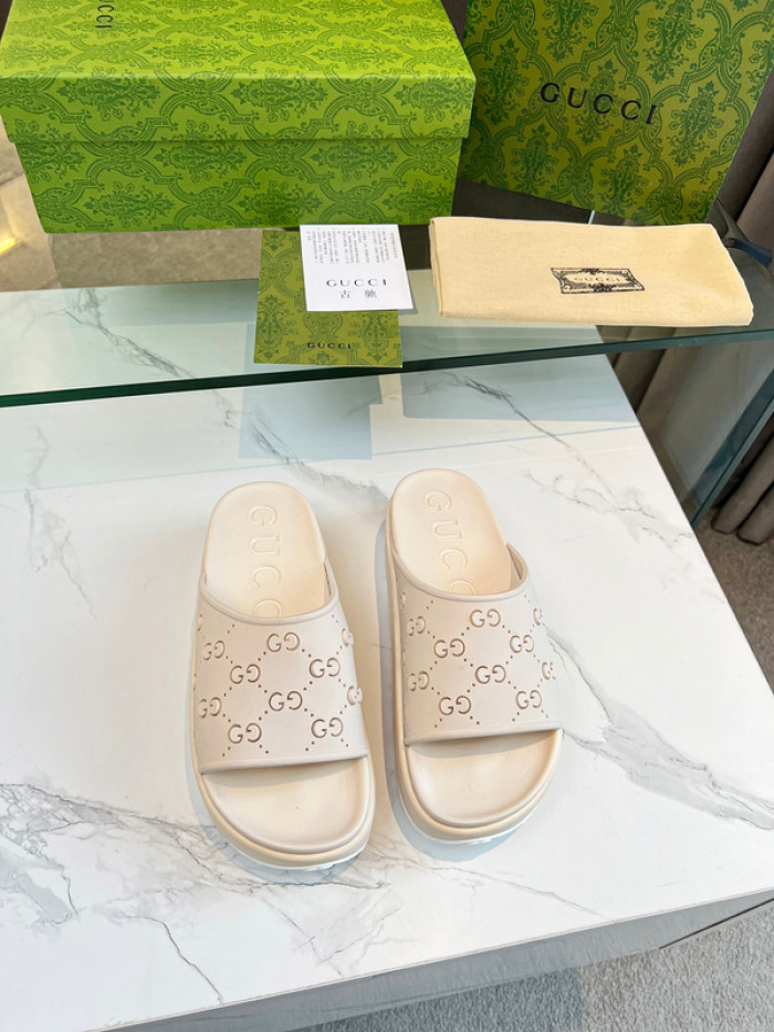 GCI GG Slide Sandal
