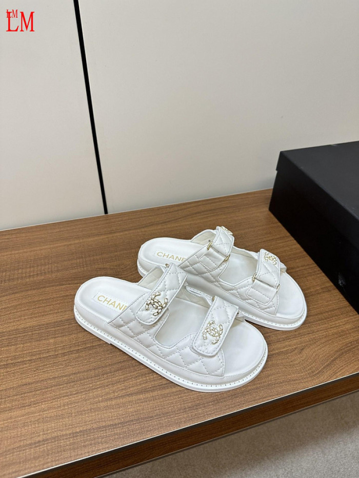 CN Slide Sandal