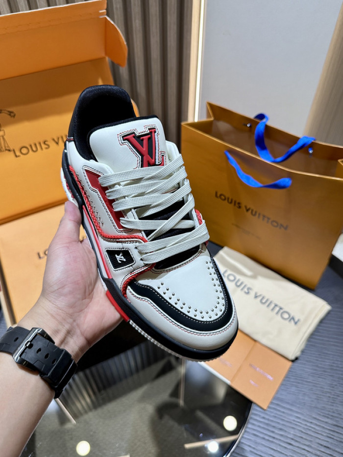 LUSV SNEAKERS