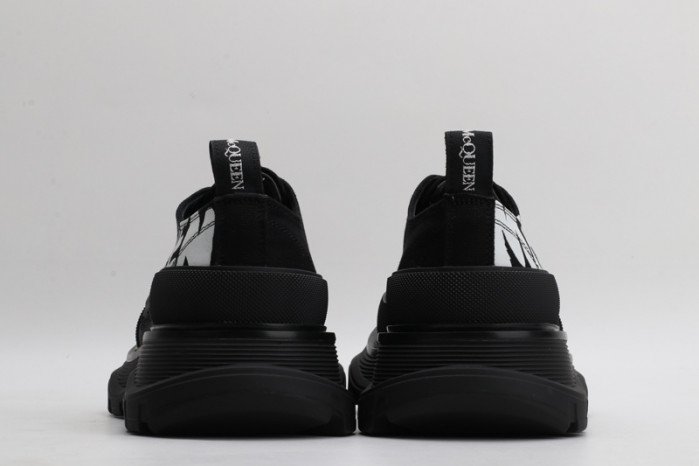 ALEXMQ Sneakers