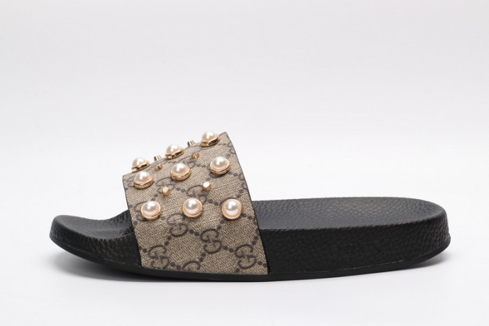 GCI GG Slide Sandal