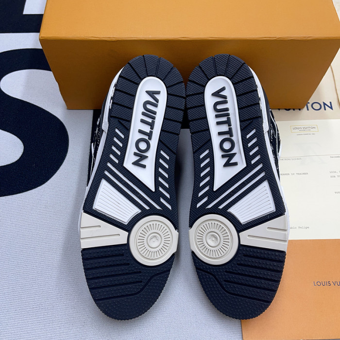 LUSV SNEAKERS