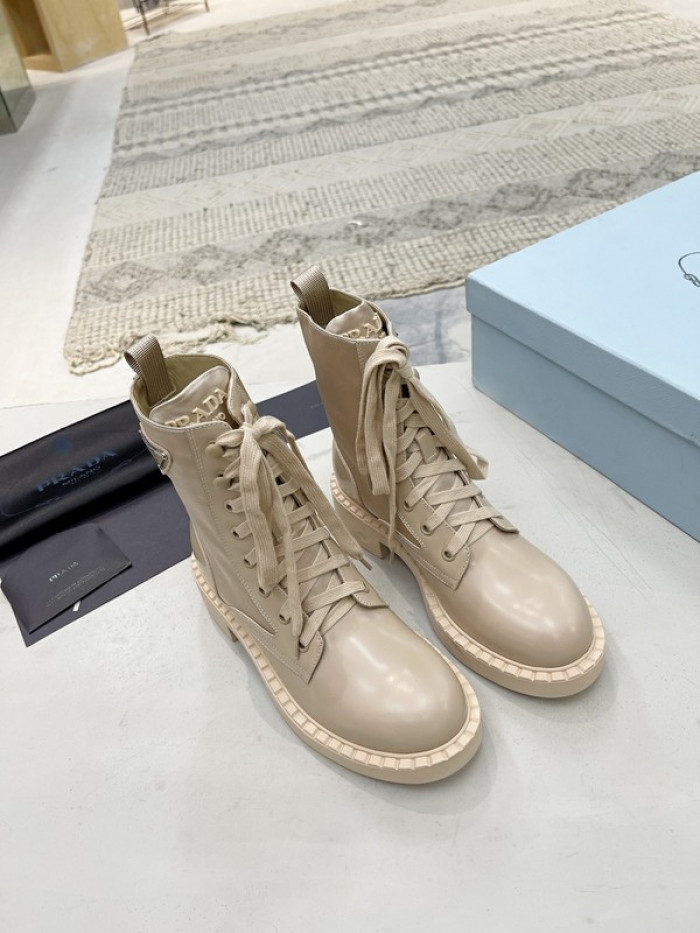 Pra*a boots
