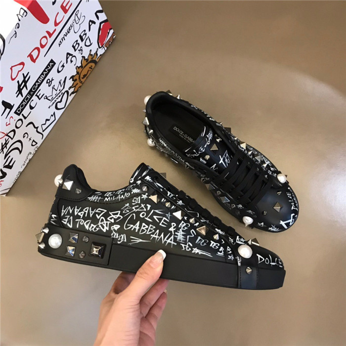 DG SNEAKER