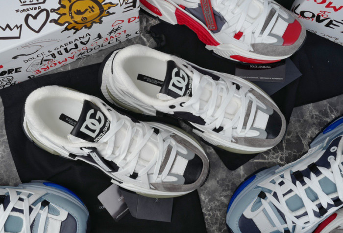 DG SNEAKER