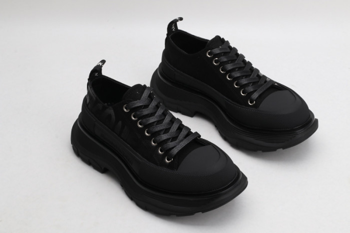 ALEXMQ Sneakers
