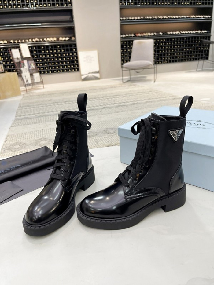 Pra*a boots