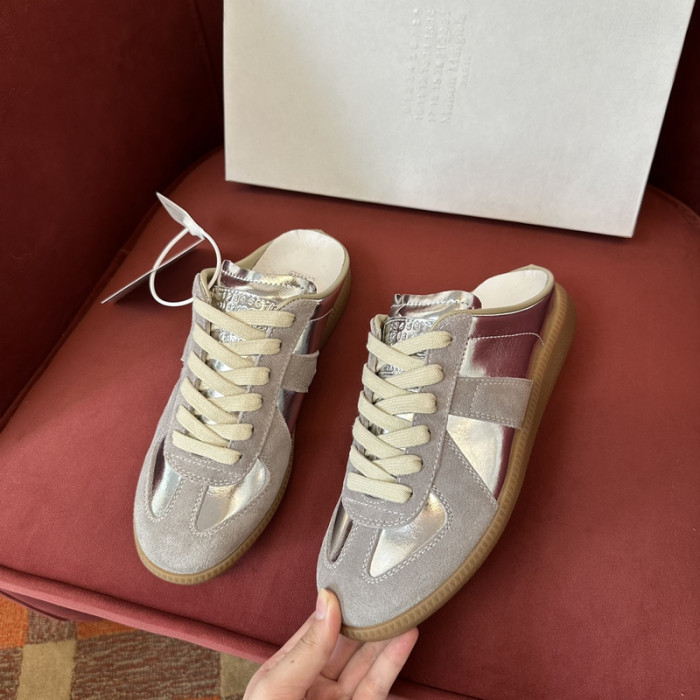 ma*s*n Ma*i*la sneaker