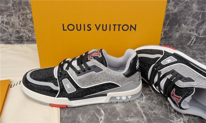 LUSV SNEAKERS