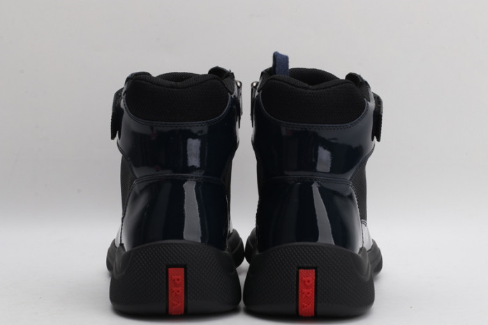 PRDA Sneaker