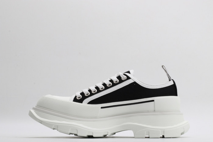ALEXMQ Sneakers