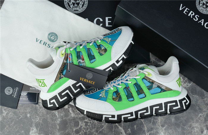 VRCE Sneaker