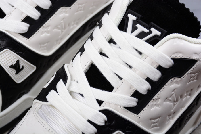 LUSV SNEAKERS