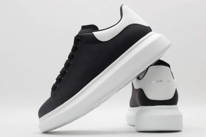 ALEXMQ Sneakers