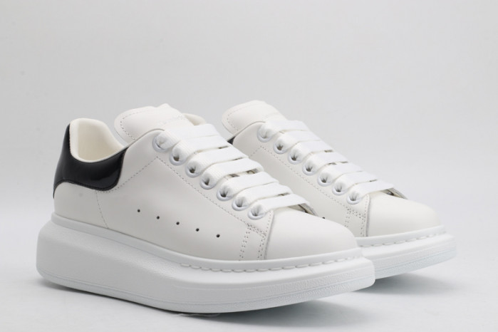 ALEXMQ Sneakers