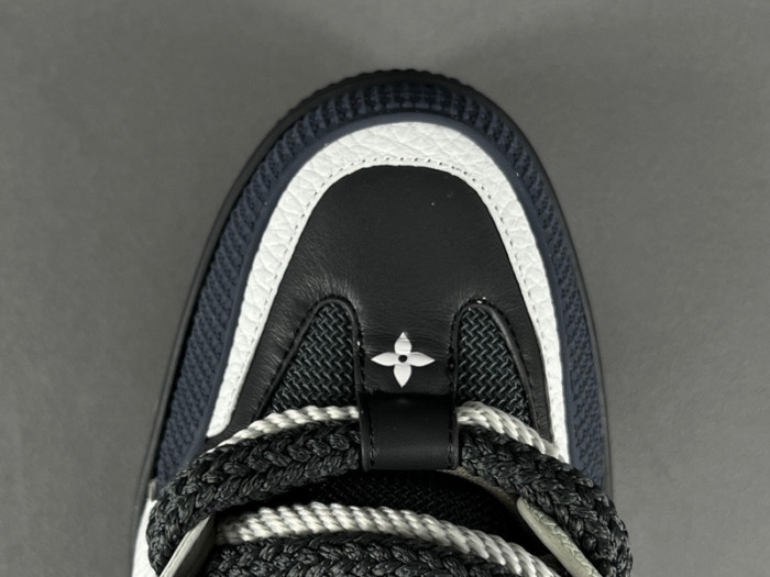 LUSV SNEAKERS