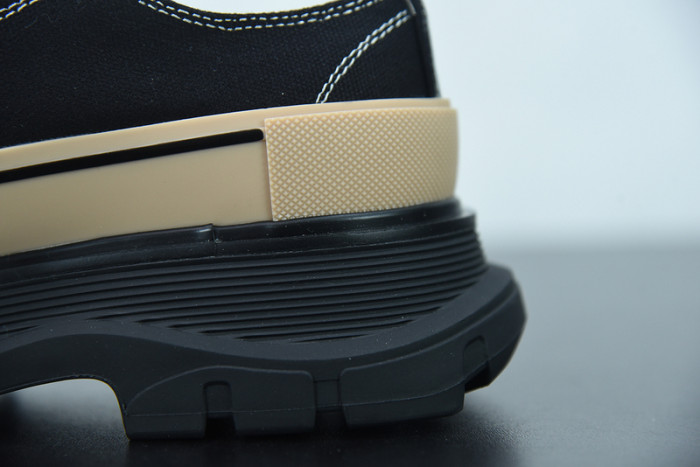 ALEXMQ Sneakers
