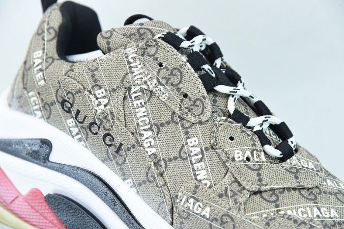 BALCIA SNEAKER